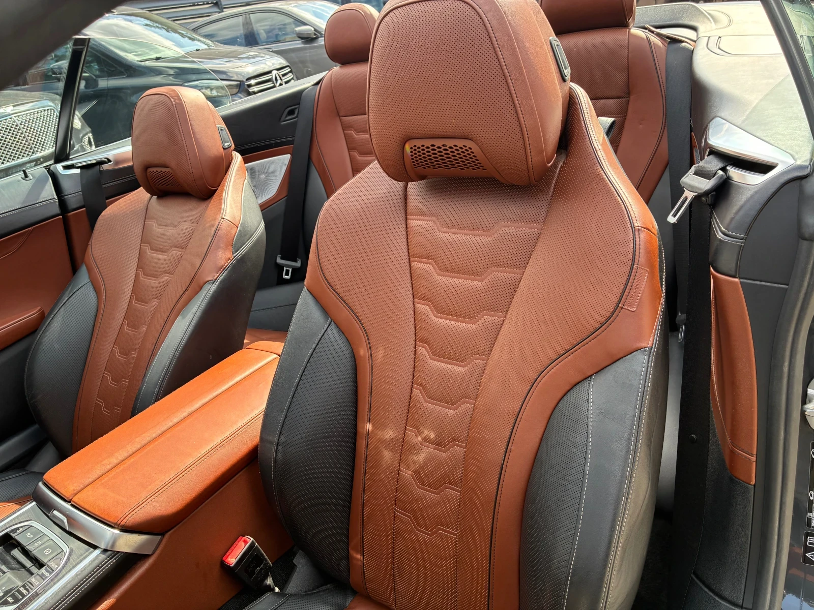 BMW 840 XD/M-Paket/Cabriolet/Swarovski, снимка 14 - Автомобили и джипове - 53981037