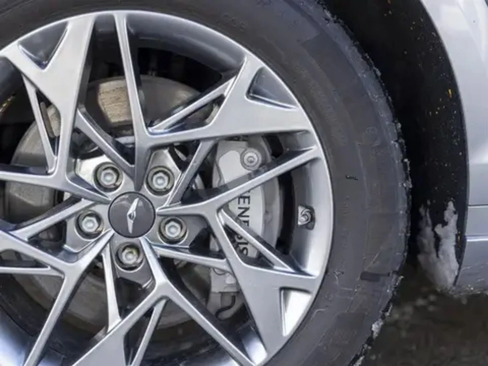 Genesis GV70 2023/43000KM/2.5Т/PANO/360/4x4/CARFAX, снимка 17 - Автомобили и джипове - 53983747