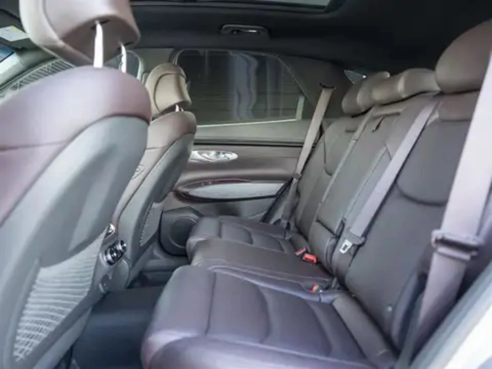 Genesis GV70 2023/43000KM/2.5Т/PANO/360/4x4/CARFAX, снимка 12 - Автомобили и джипове - 53983747