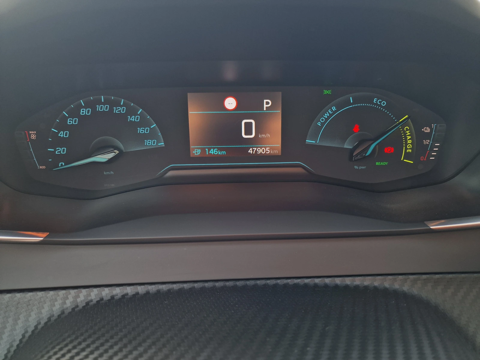 Peugeot 208 50kWh, снимка 15 - Автомобили и джипове - 54225852