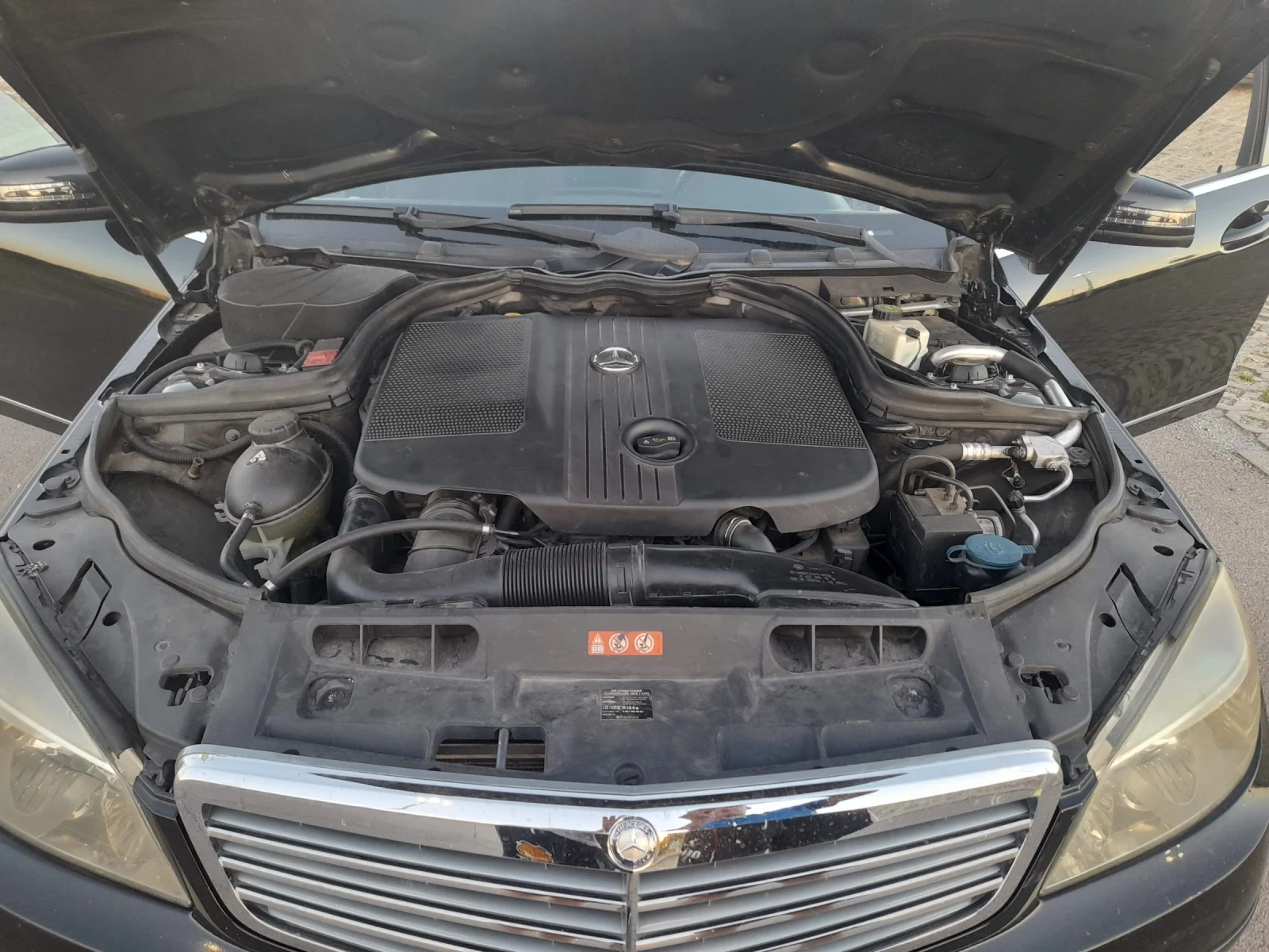 Mercedes-Benz C 200, снимка 7 - Автомобили и джипове - 54285634