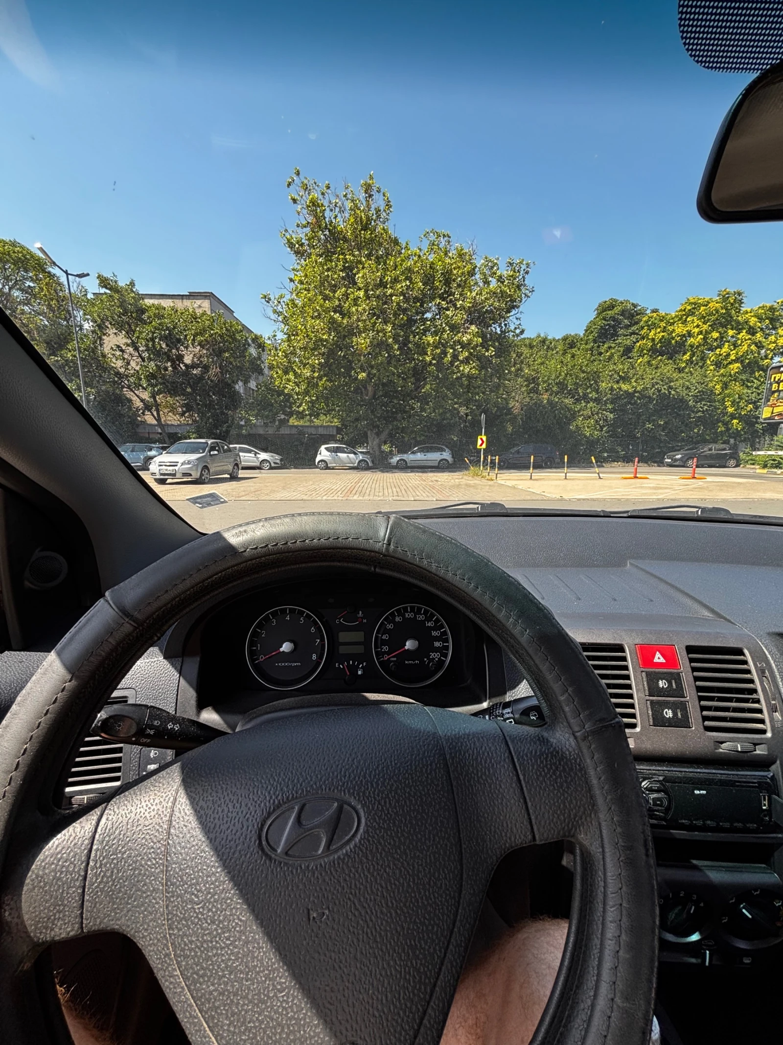 Hyundai Getz 1.1, снимка 10 - Автомобили и джипове - 55149926