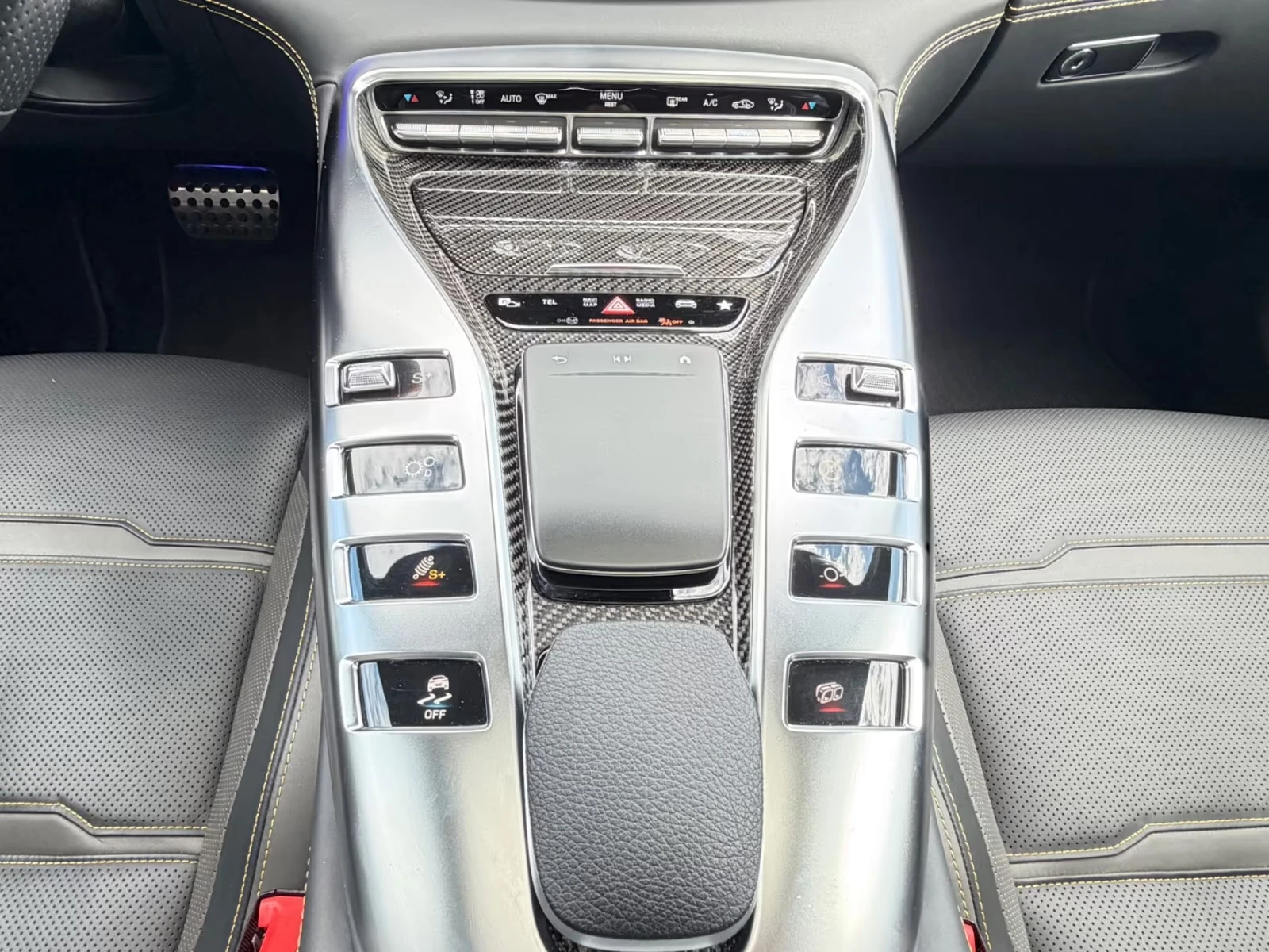 Mercedes-Benz AMG GT 53 / 4-MATIC / V8 STYLE / PANO / BURM/ 360 / | Mobile.bg � ����������� 13