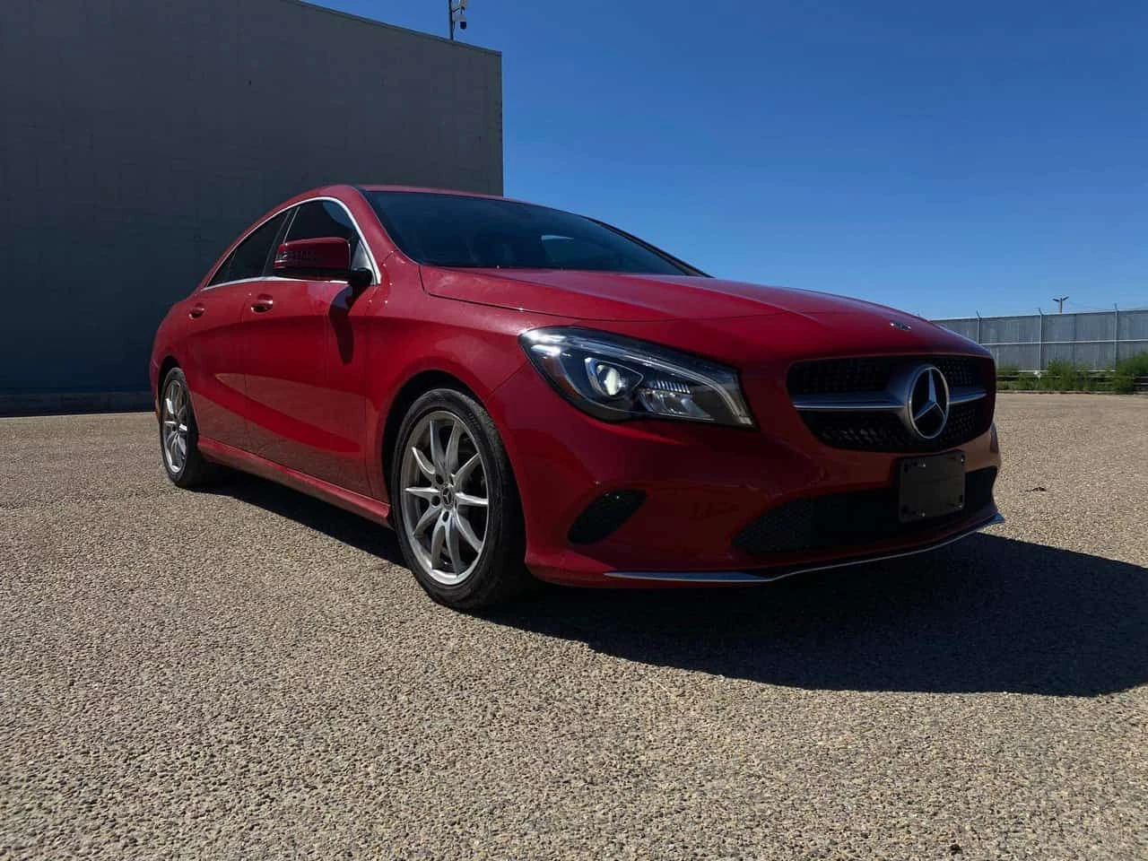 Mercedes-Benz CLA 250 * CARFAX * ОПЦИЯ ЗА ФИНАНСИРАНЕ, снимка 17 - Автомобили и джипове - 55193195