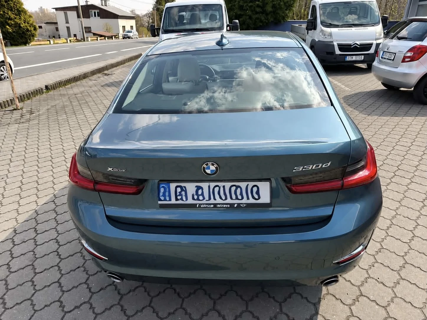 BMW 330 XDRIVE, снимка 3 - Автомобили и джипове - 55343732