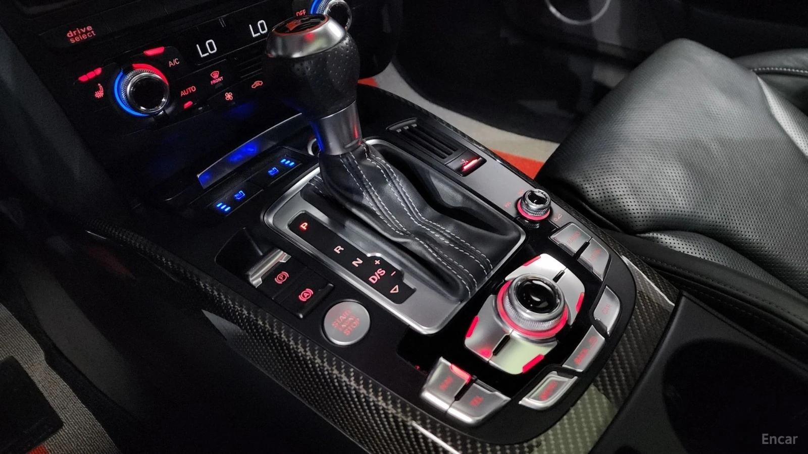Audi Rs5 4.2 FSI* QUATRRO* PANO* КОЖА* ПОДГРЕВ* ОБДУХВ* НАВ, снимка 9 - Автомобили и джипове - 55505365