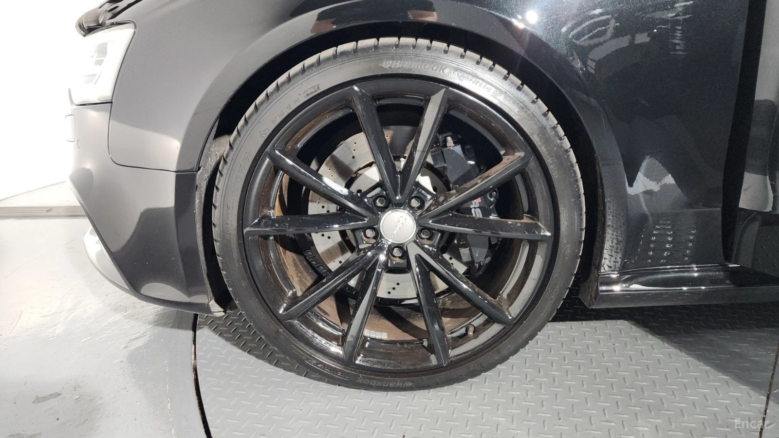 Audi Rs5 4.2 FSI* QUATRRO* PANO* КОЖА* ПОДГРЕВ* ОБДУХВ* НАВ, снимка 5 - Автомобили и джипове - 55505365