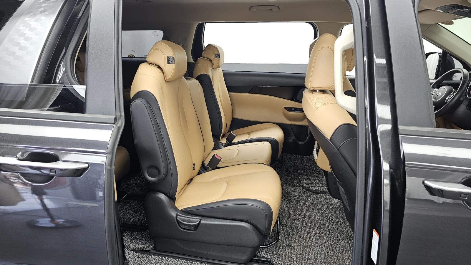Kia Carnival ПОДГРЕВ ВОЛАН* КРАЙНА ЦЕНА, снимка 12 - Автомобили и джипове - 55595065