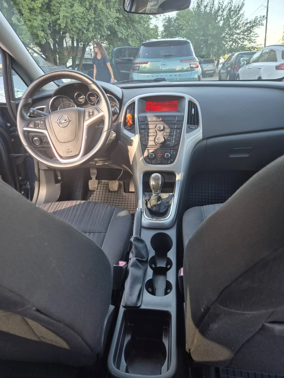 Opel Astra 1.4i-140КС-ГАЗ-EURO 5, снимка 9 - Автомобили и джипове - 55775114