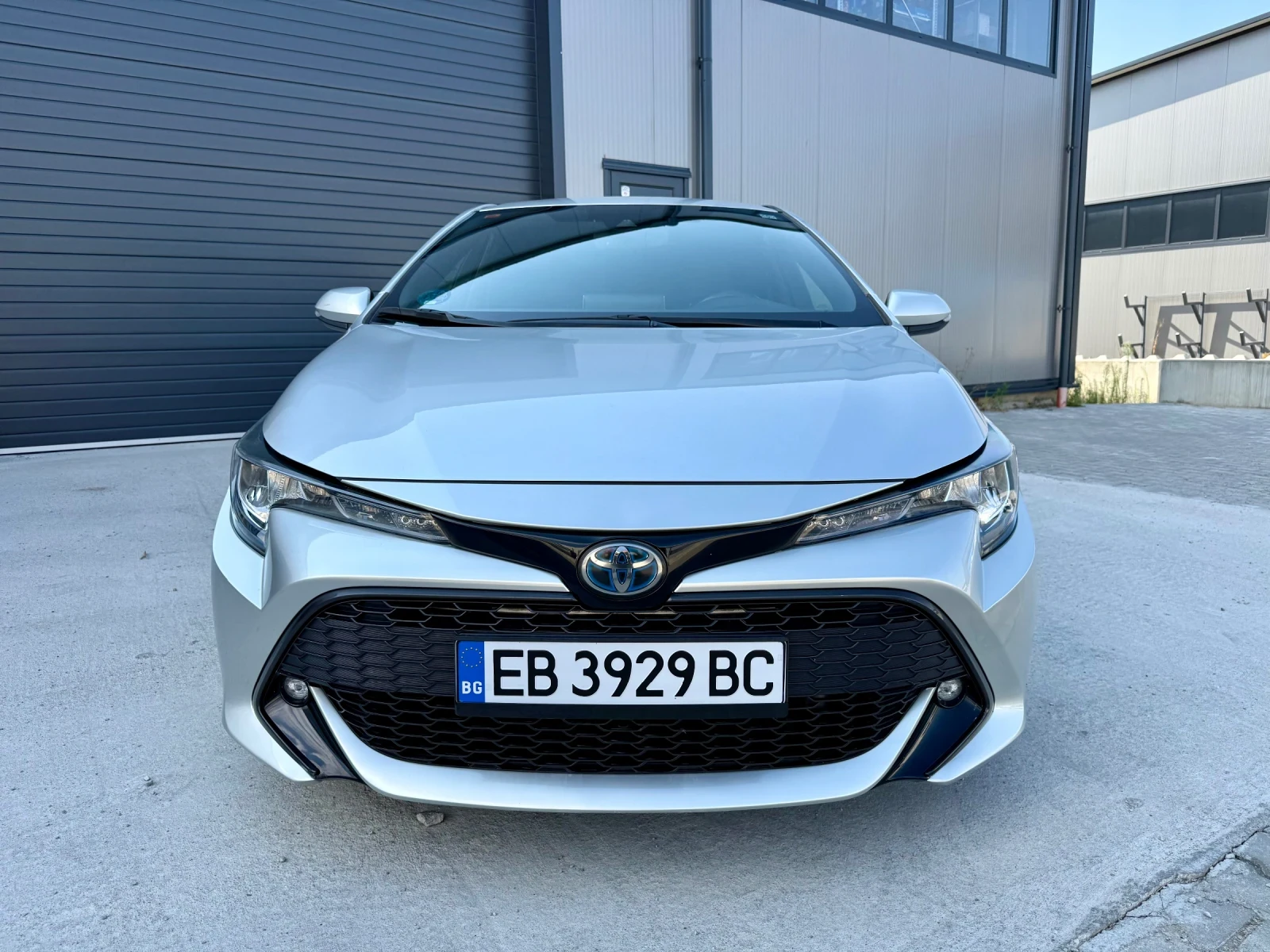Toyota Corolla * HYBRID* 
