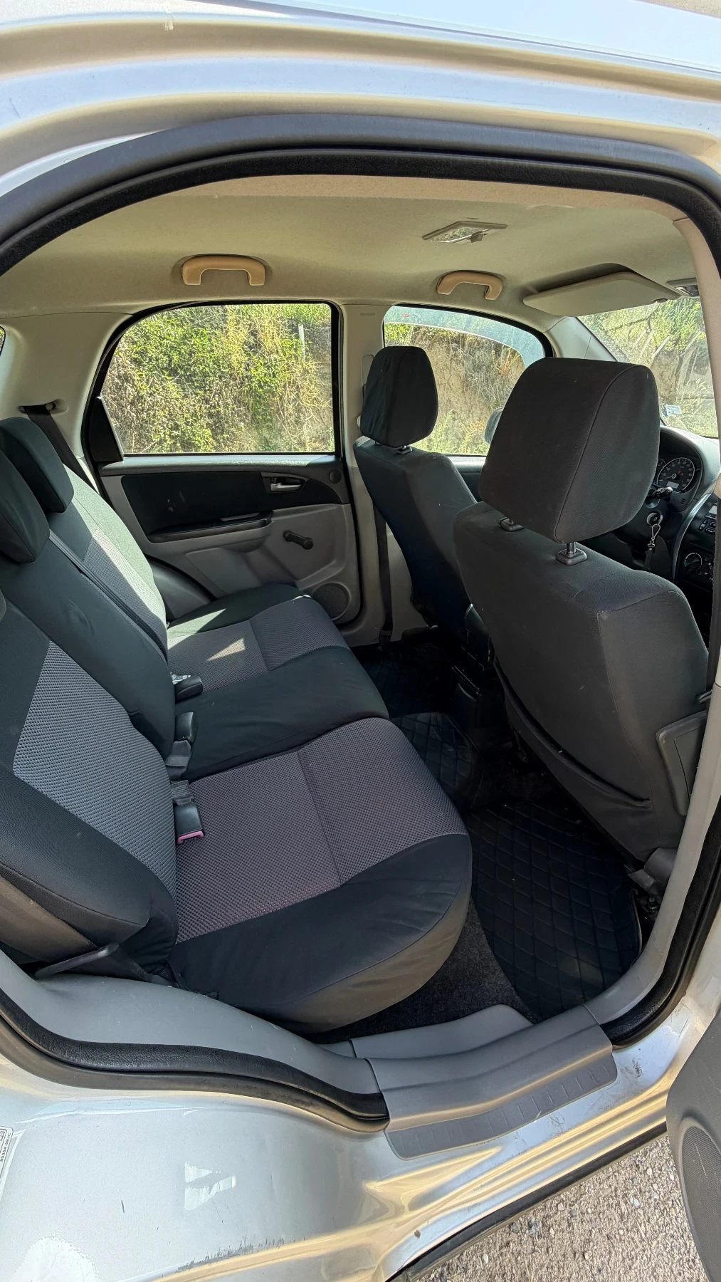 Suzuki SX4 1.6 i 107 �.� | Mobile.bg � ����������� 11