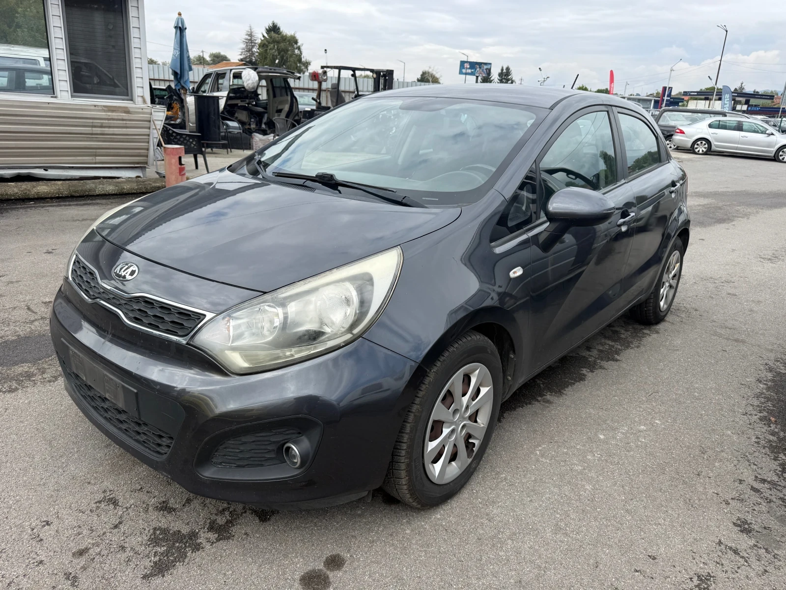 Kia Rio 1.1crdi 75кс 6ск, снимка 3 - Автомобили и джипове - 56232707
