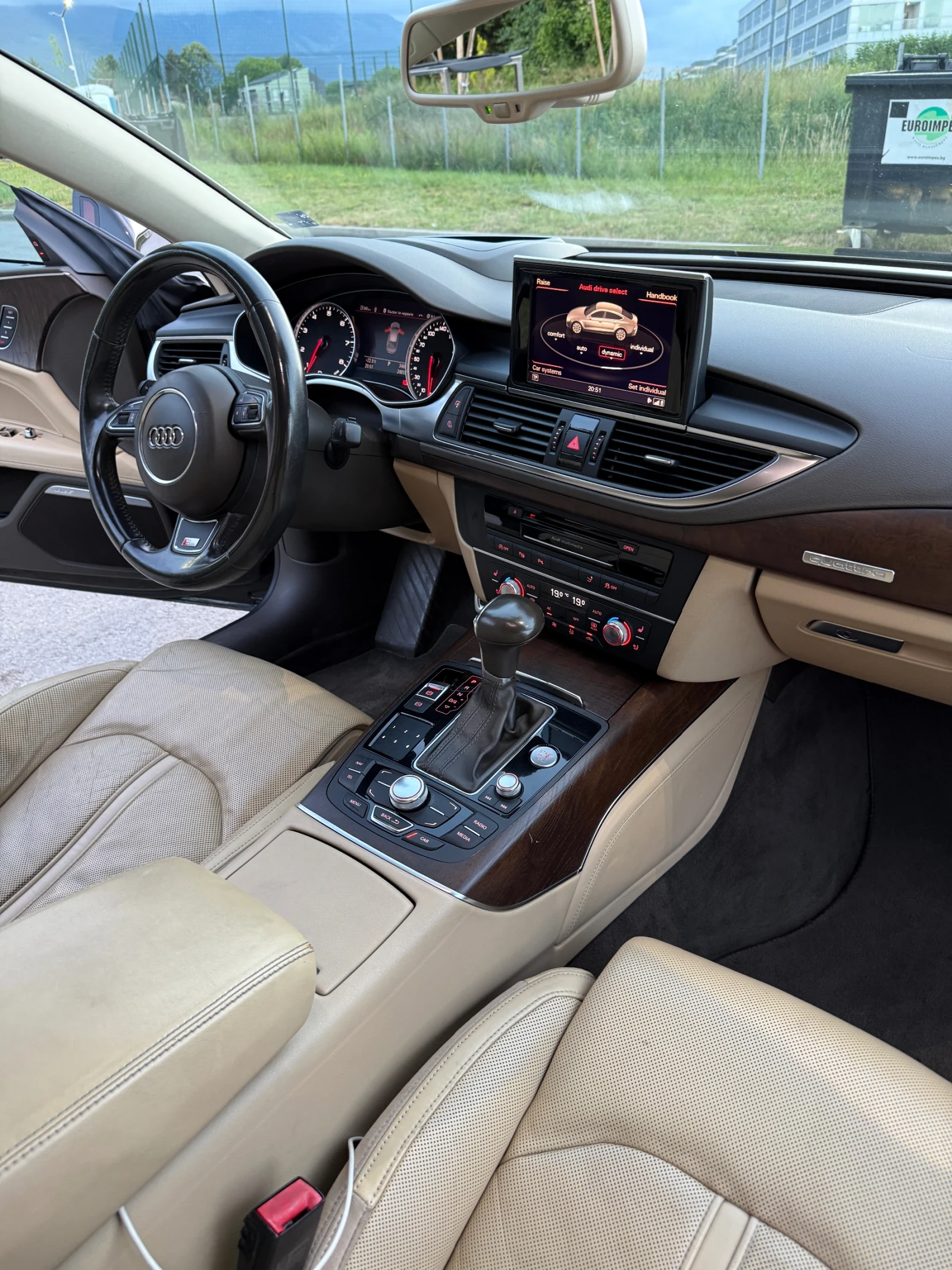 Audi A7 3.0 tfsi, снимка 12 - Автомобили и джипове - 56253327
