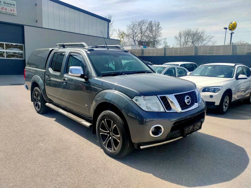 Nissan Navara 3.0, снимка 2 - Автомобили и джипове - 47713113