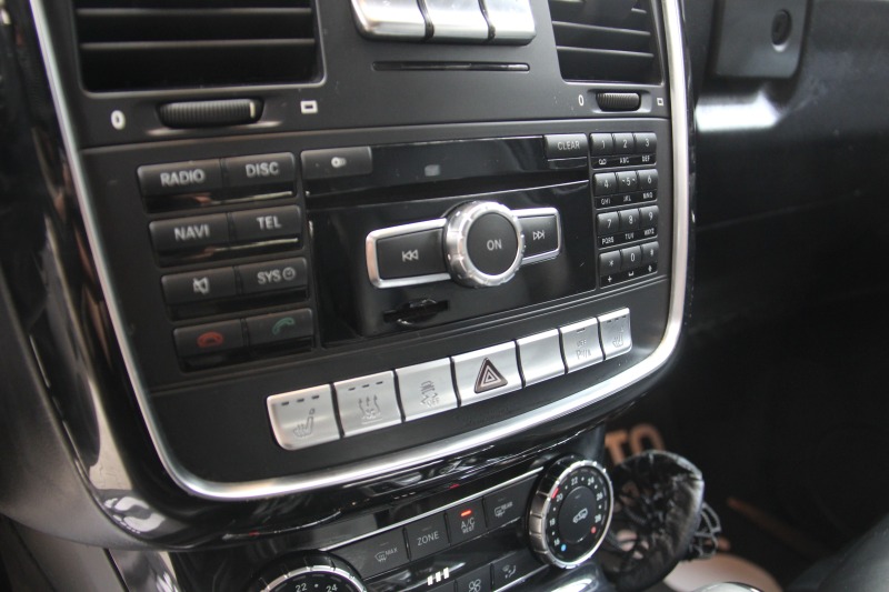 Mercedes-Benz G 350 NEW FACELIFT/AMG/Bluetec/Kamera/, снимка 13 - Автомобили и джипове - 40542850