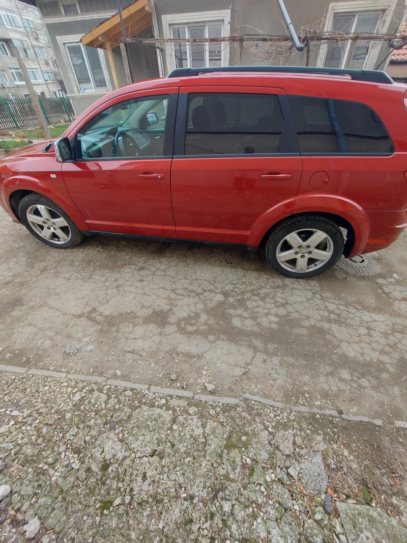 Dodge Journey, снимка 6 - Автомобили и джипове - 48156073