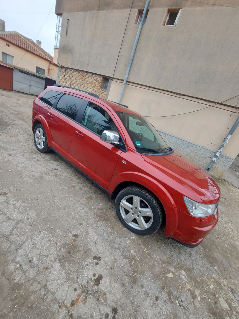 Dodge Journey, снимка 3 - Автомобили и джипове - 48156073