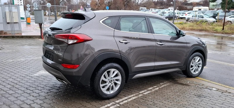 Hyundai Tucson 2.0 186kc Automat Led Xenon 4X4, снимка 5 - Автомобили и джипове - 48260052