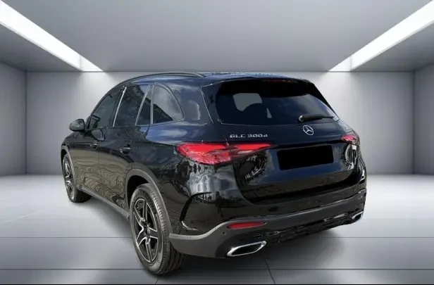 Mercedes-Benz GLC 300 d 4Matic = AMG Line = Advanced Plus Гаранция, снимка 2 - Автомобили и джипове - 53632243