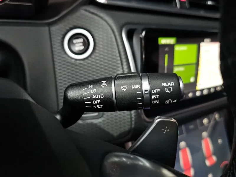 Land Rover Range Rover Velar, снимка 16 - Автомобили и джипове - 54515149