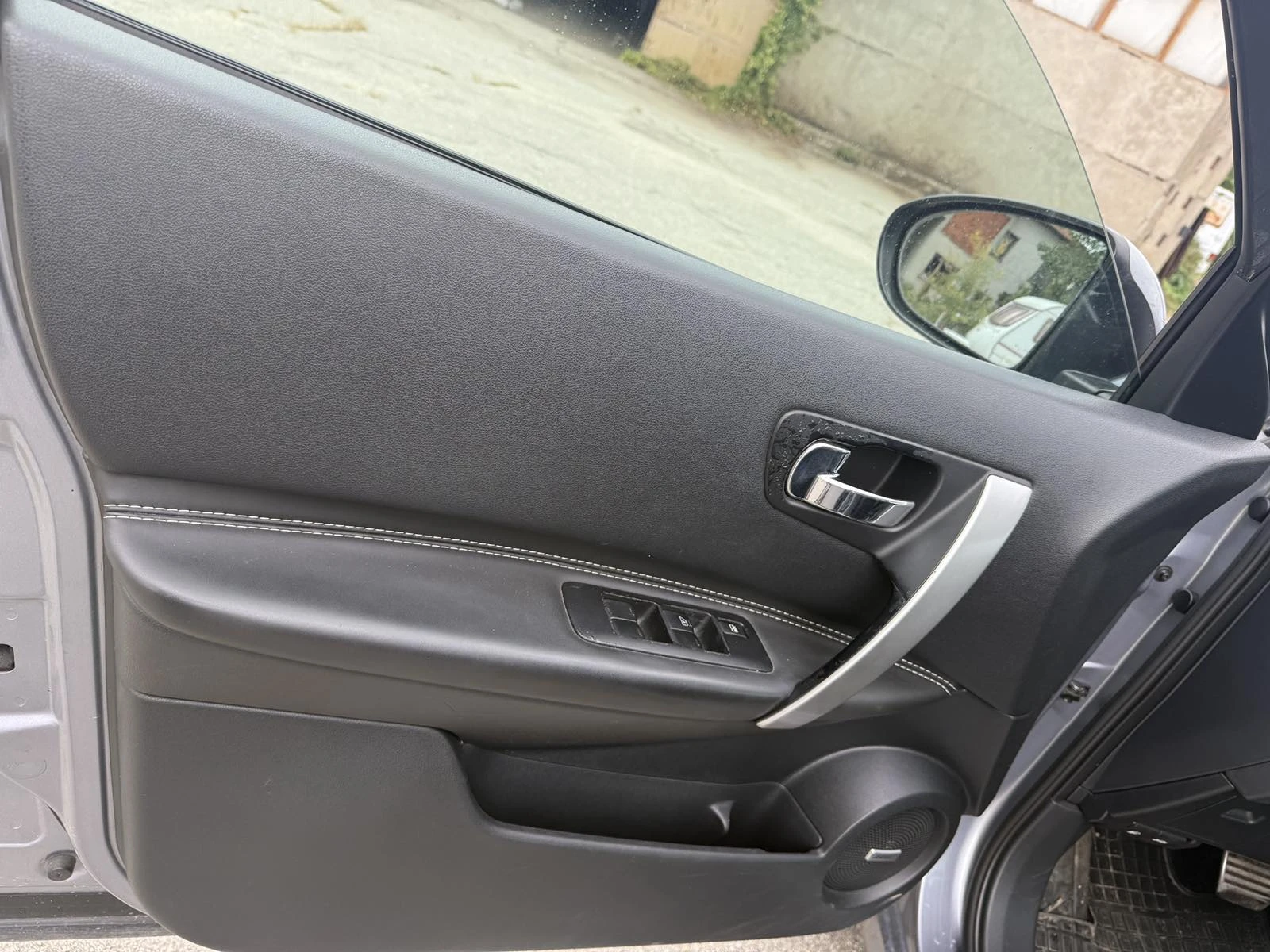 Nissan Qashqai 2.0 dci ���� ���� | Mobile.bg � ����������� 14