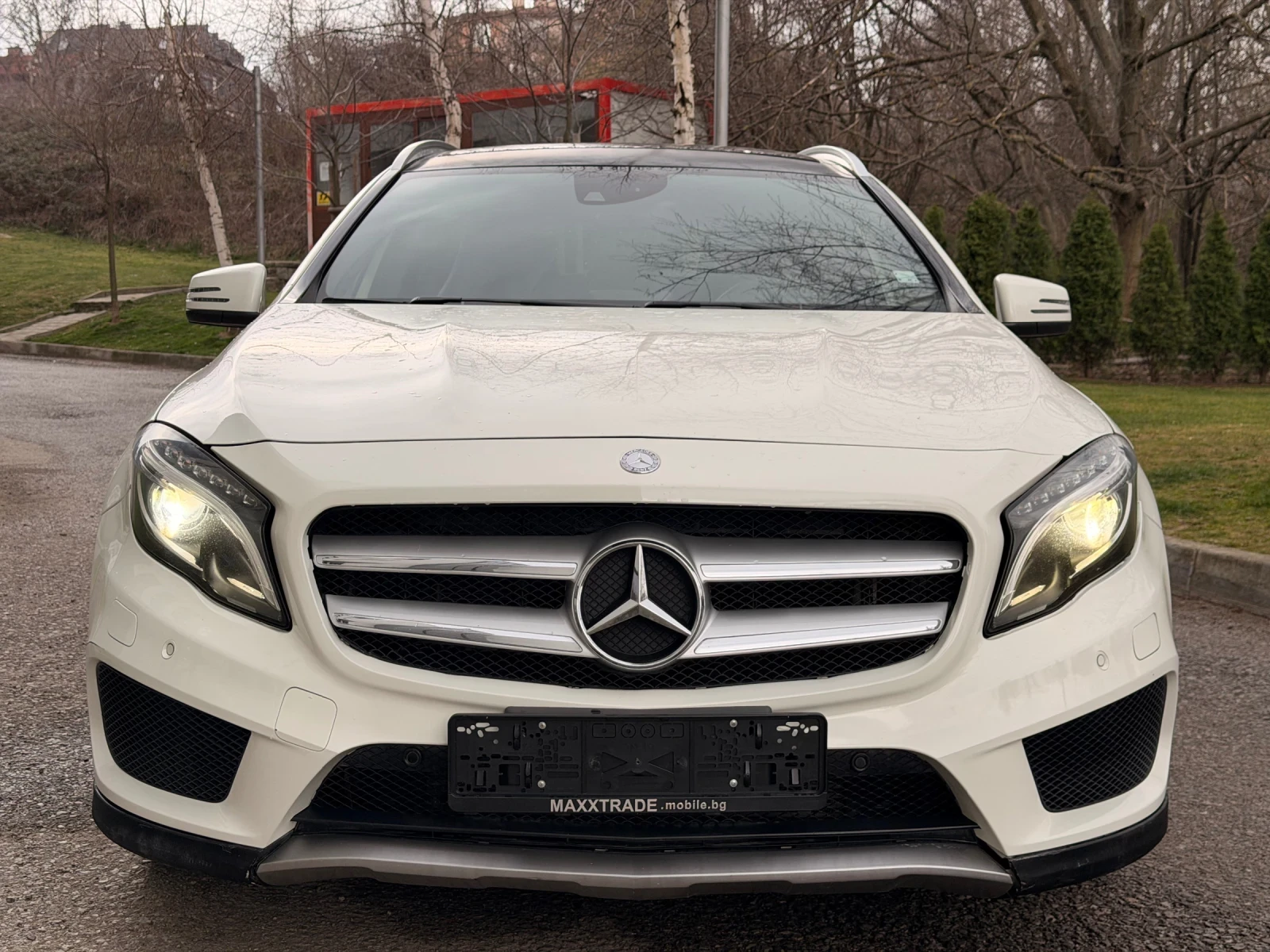 Mercedes-Benz GLA 200 CDI / 4-MATIC / AMG PACK, снимка 2 - Автомобили и джипове - 53978647