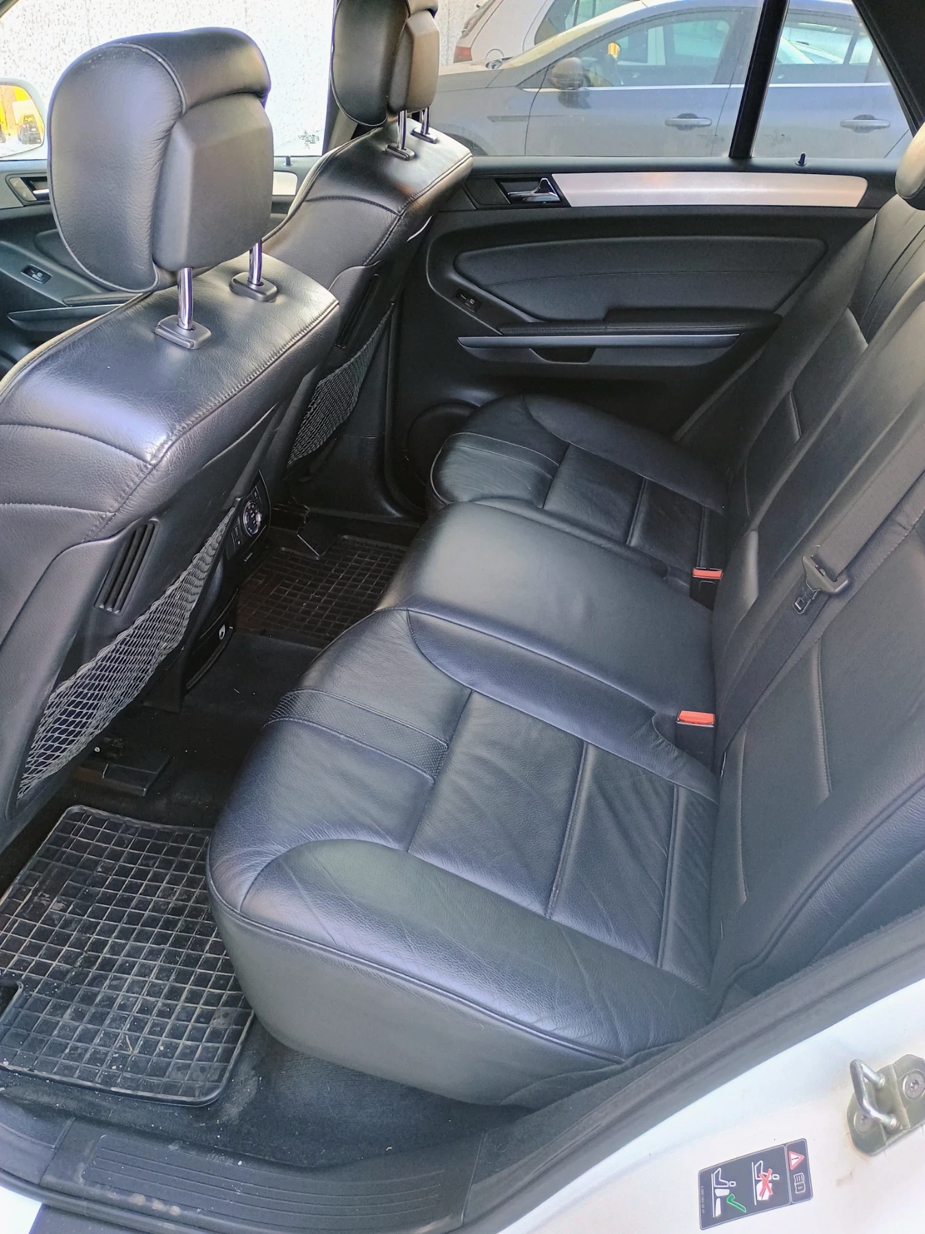 Mercedes-Benz ML 320, снимка 5 - Автомобили и джипове - 54070989