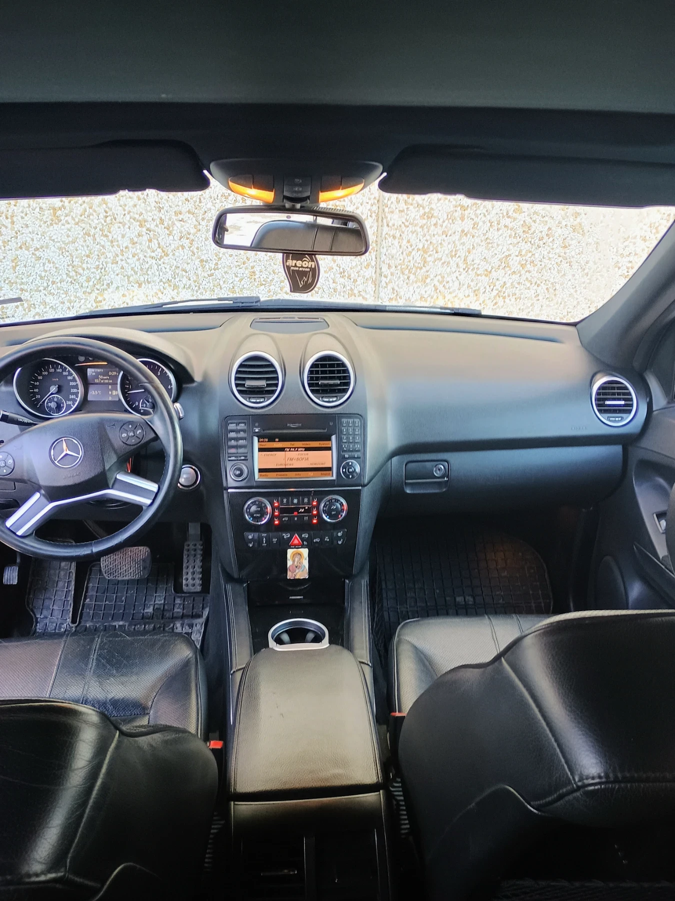 Mercedes-Benz ML 320, снимка 4 - Автомобили и джипове - 54070989