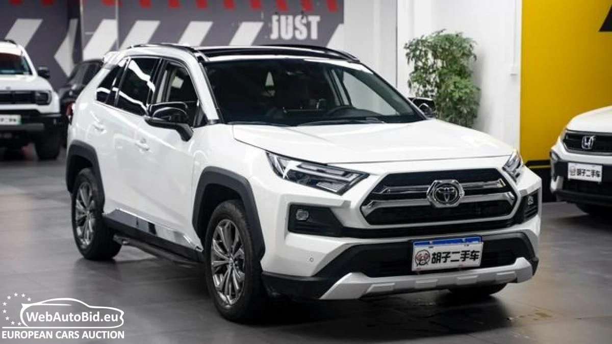 Toyota Rav4, снимка 3 - Автомобили и джипове - 54425702