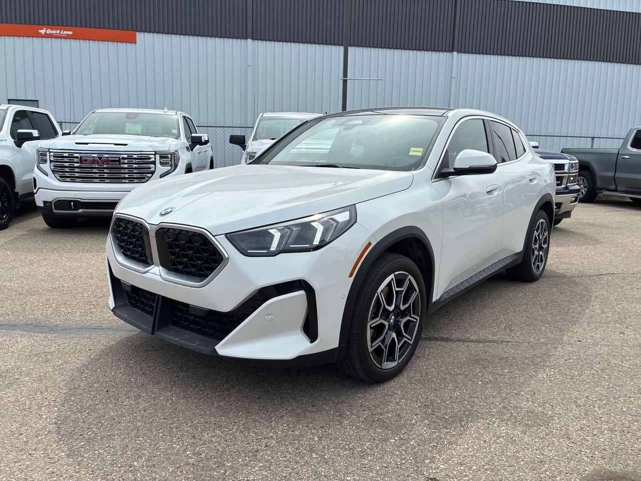 BMW X2 * xDrive28i * ПОДГРЕВ* KEYLESS* 