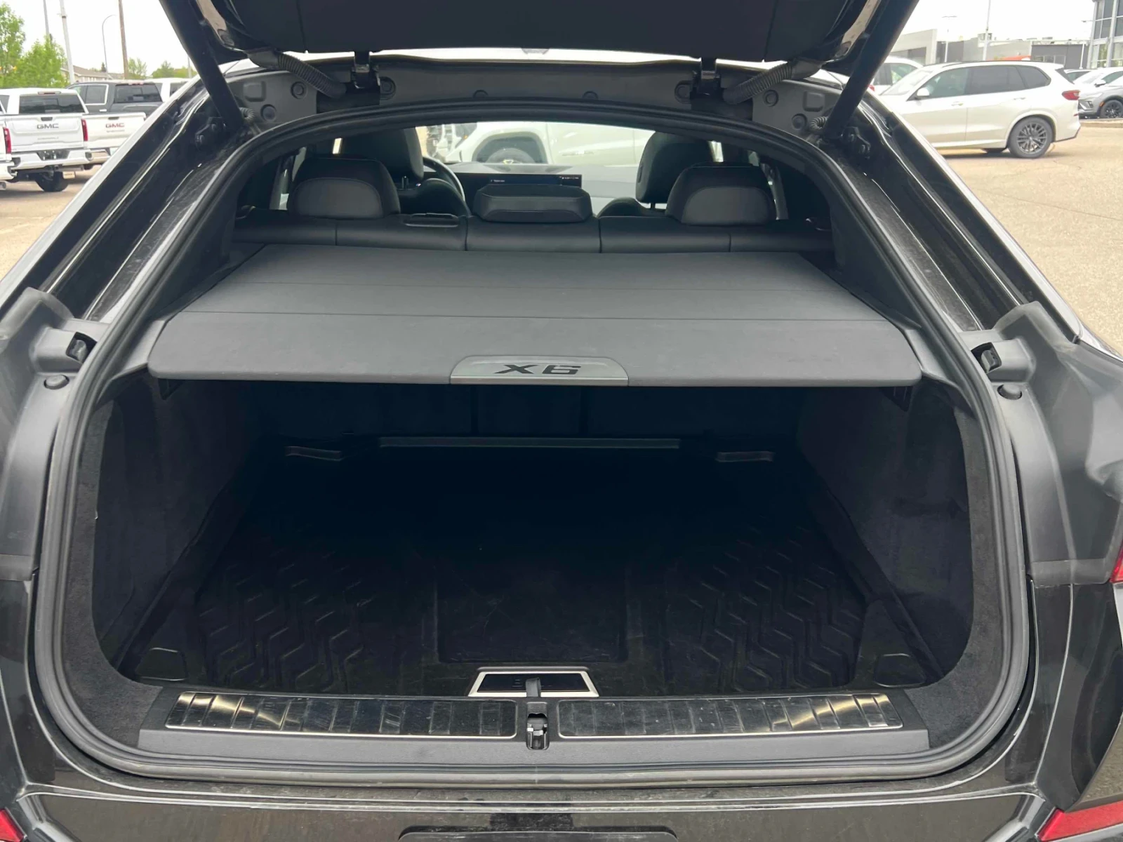 BMW X6 ДИСТРОНИК * ПОДГРЕВ * ПАНОРАМА * HARMAN KARDON, снимка 14 - Автомобили и джипове - 54824003