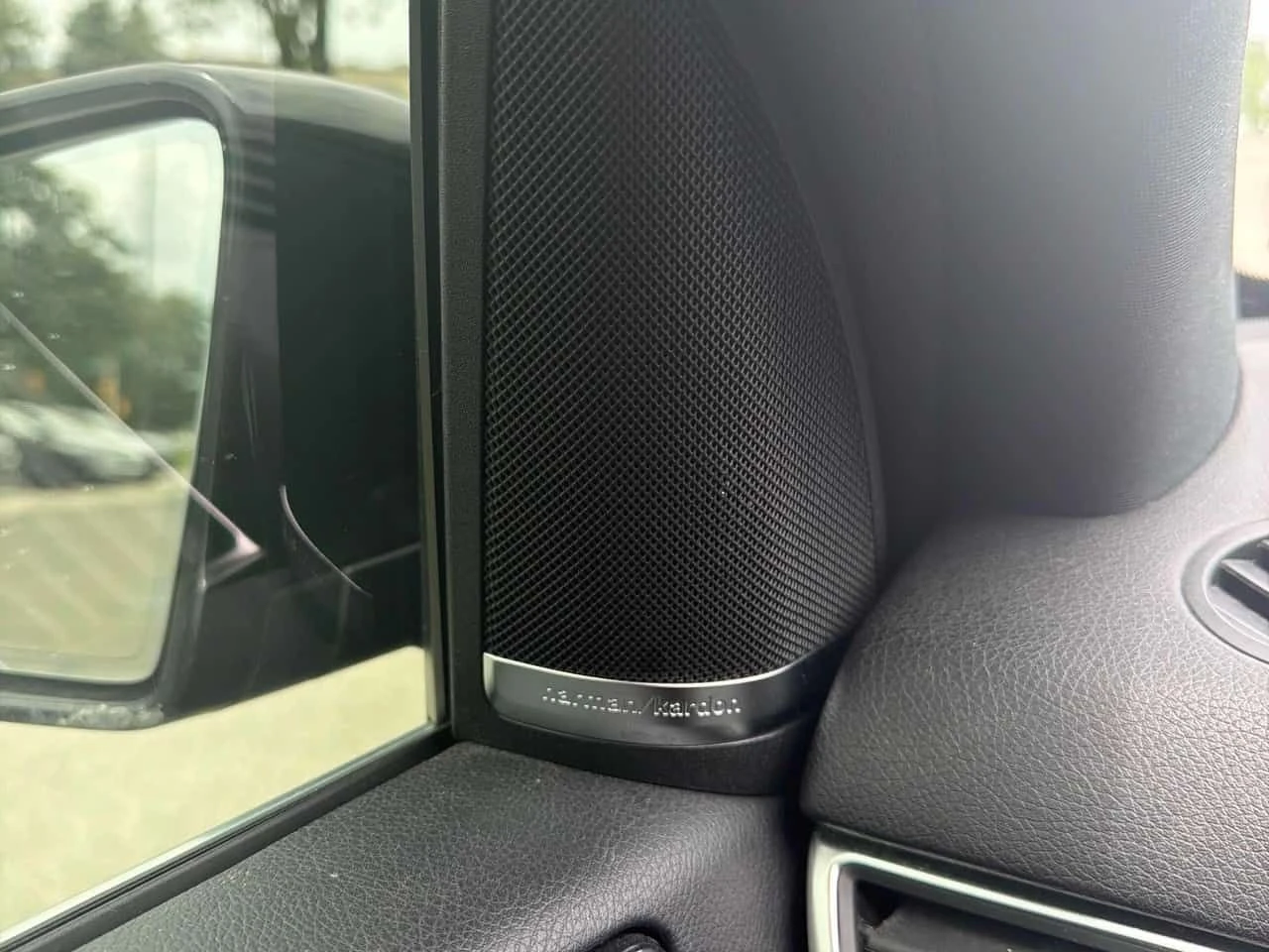 Mercedes-Benz ML 350 BlueTEC/ПОДГРЕВИ/360 КАМЕРИ/ПАНОРАМА/HARMAN KARDON, снимка 11 - Автомобили и джипове - 55063515