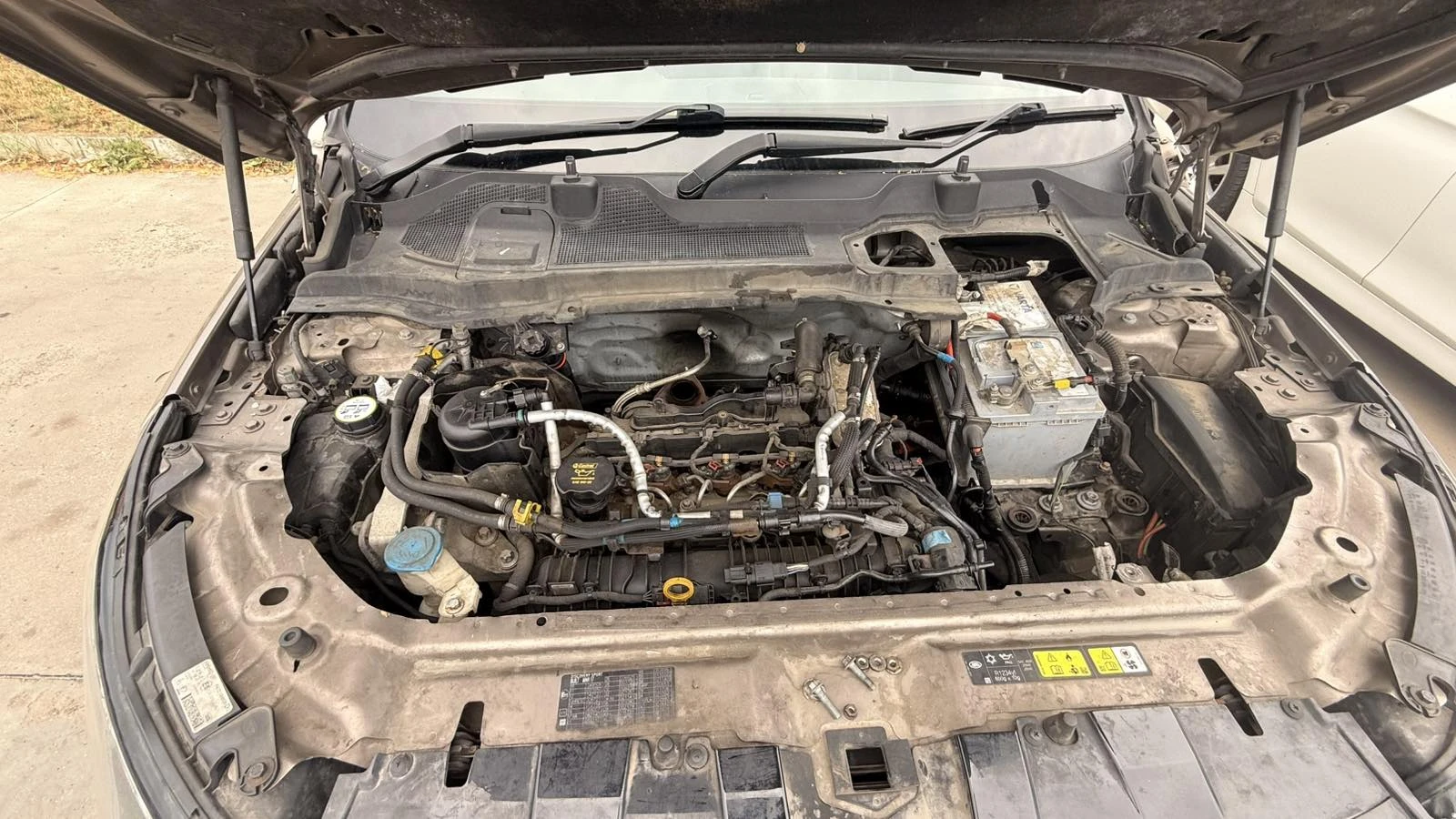 Land Rover Discovery Sport, снимка 6 - Автомобили и джипове - 55129391
