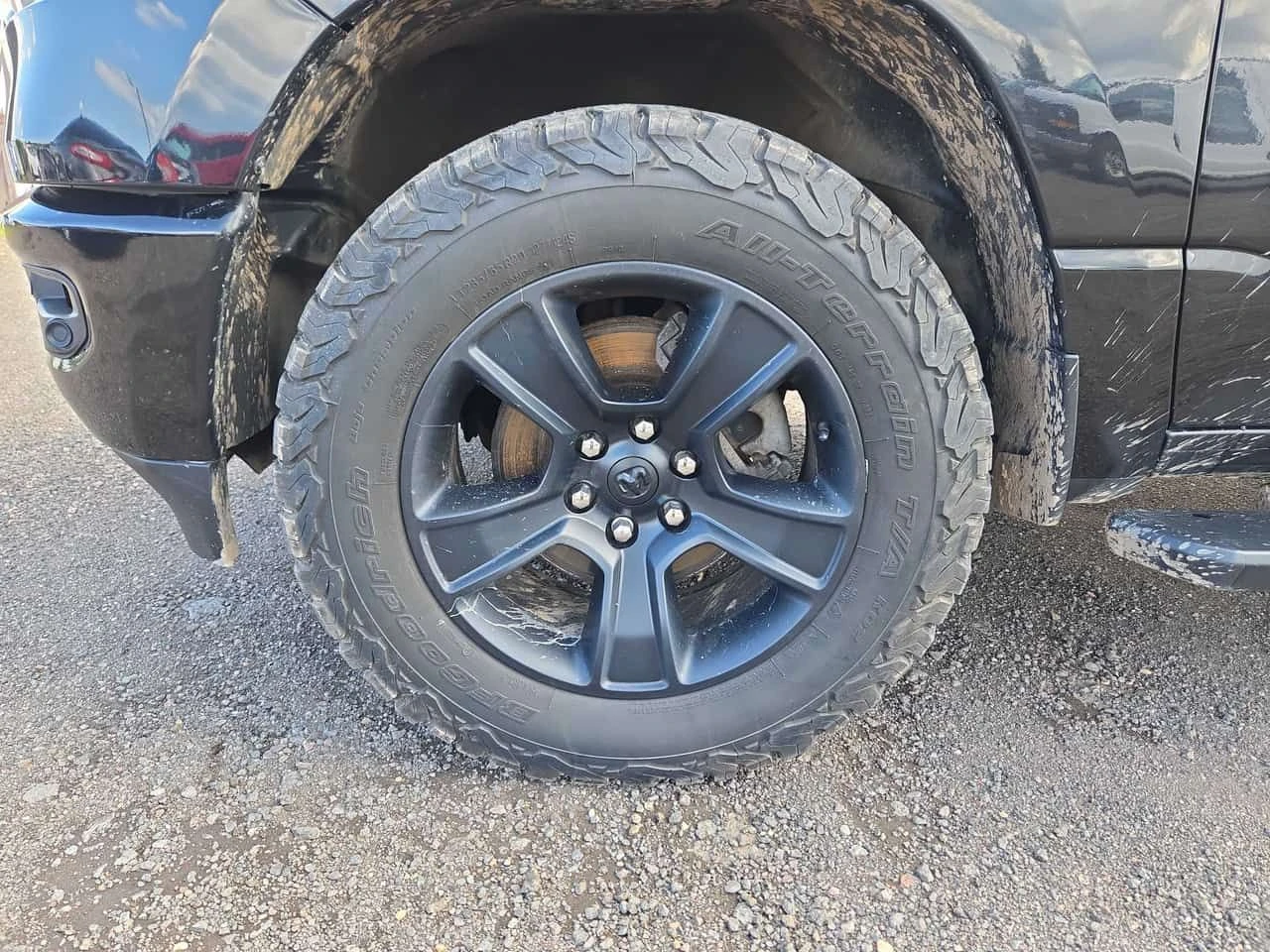 Dodge RAM 1500 Sport / CARFAX / АВТОКРЕДИТ , снимка 7 - Автомобили и джипове - 55677749