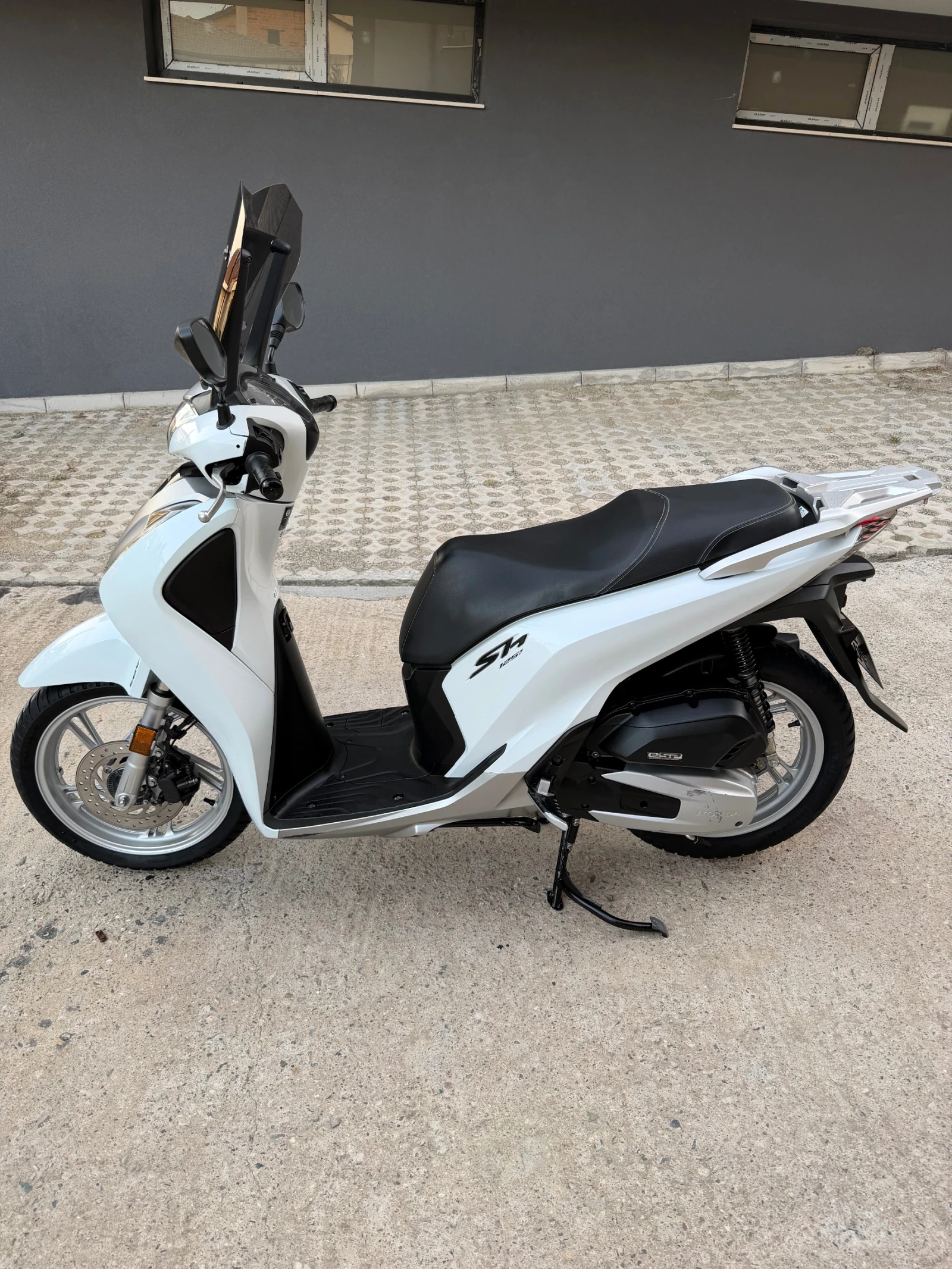Honda Sh 125i, снимка 3 - Мотоциклети и мототехника - 55852655