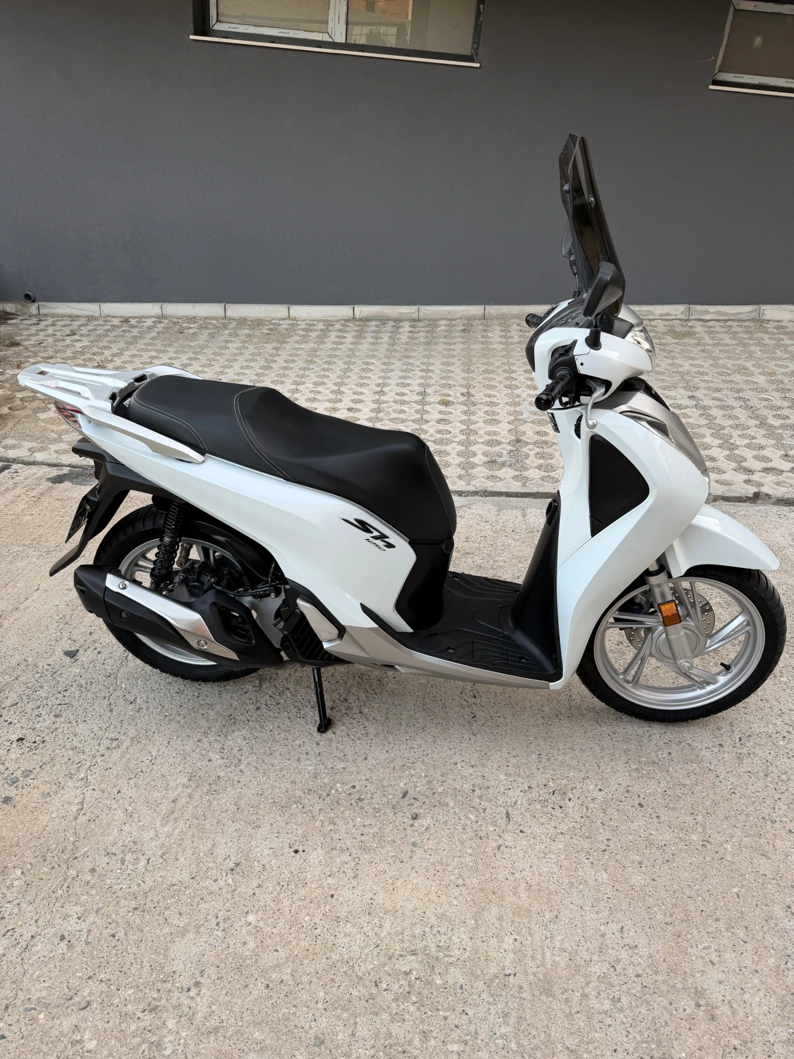 Honda Sh 125i, снимка 6 - Мотоциклети и мототехника - 55852655