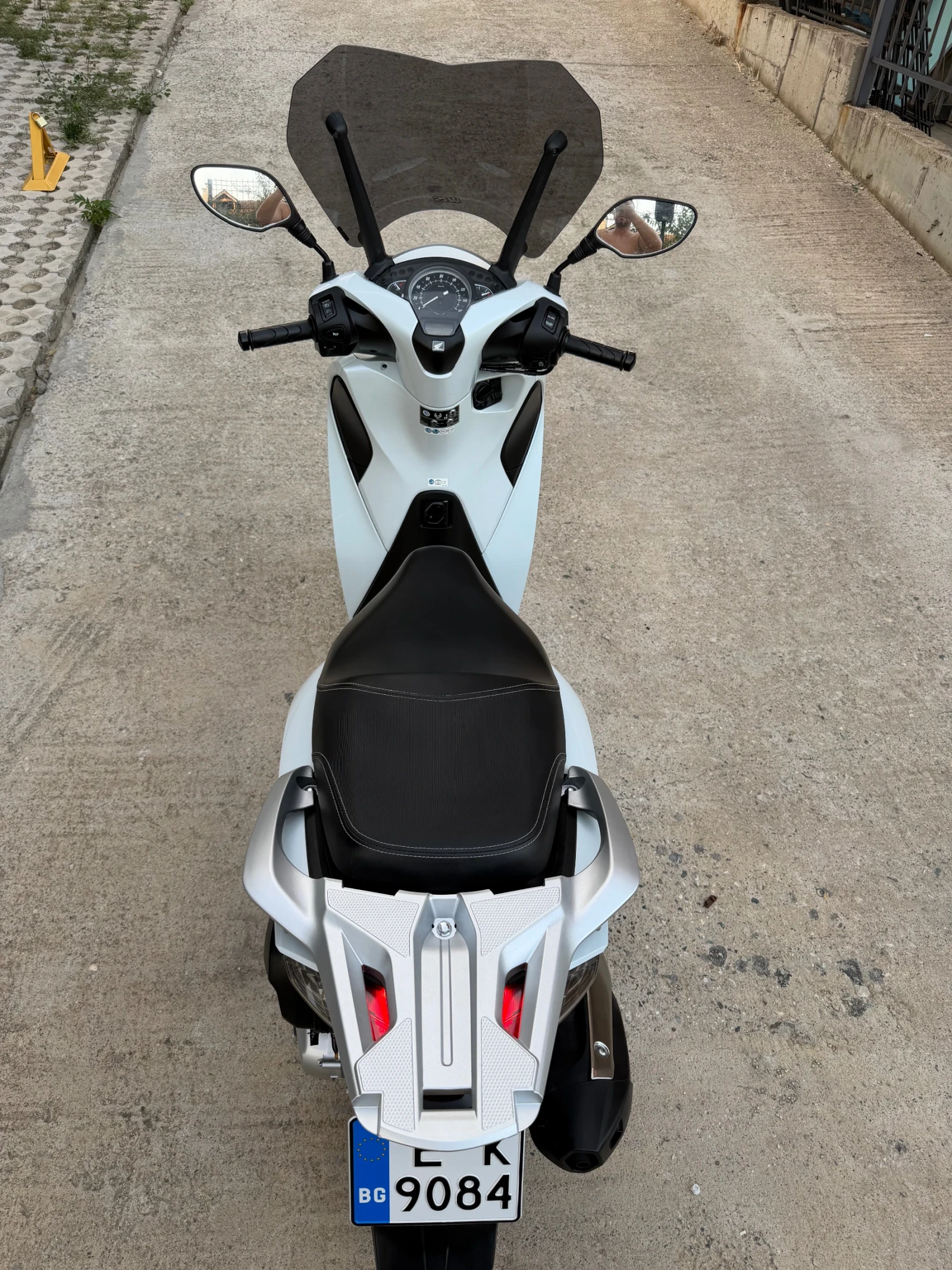 Honda Sh 125i, снимка 13 - Мотоциклети и мототехника - 55852655