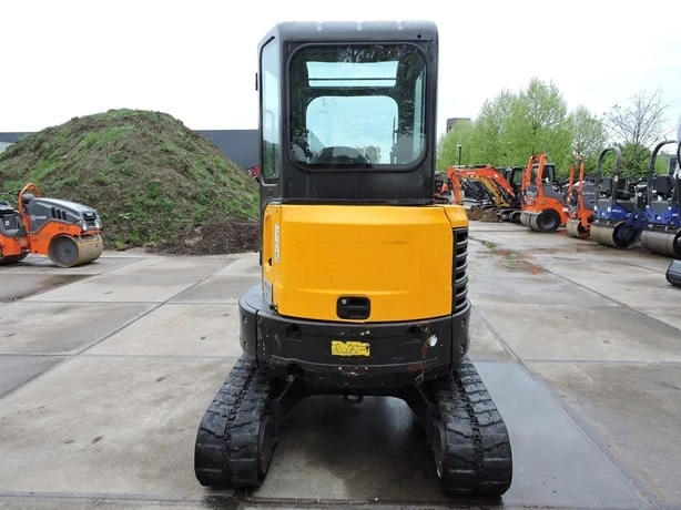 Багер Bobcat E26 - изображение 3