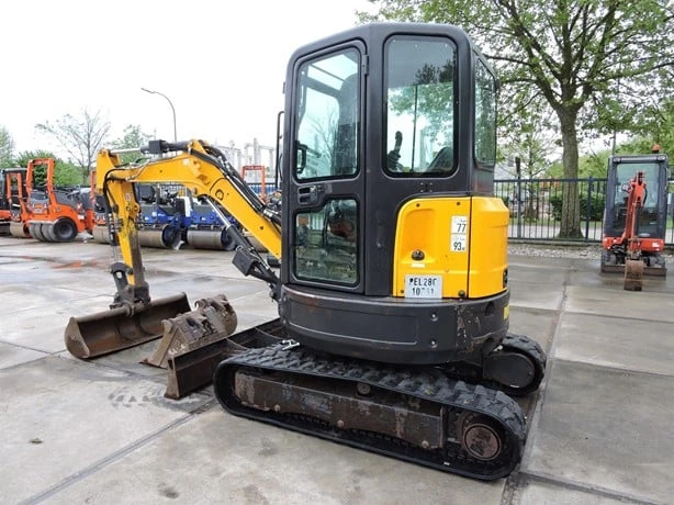 Багер Bobcat E26 - изображение 2