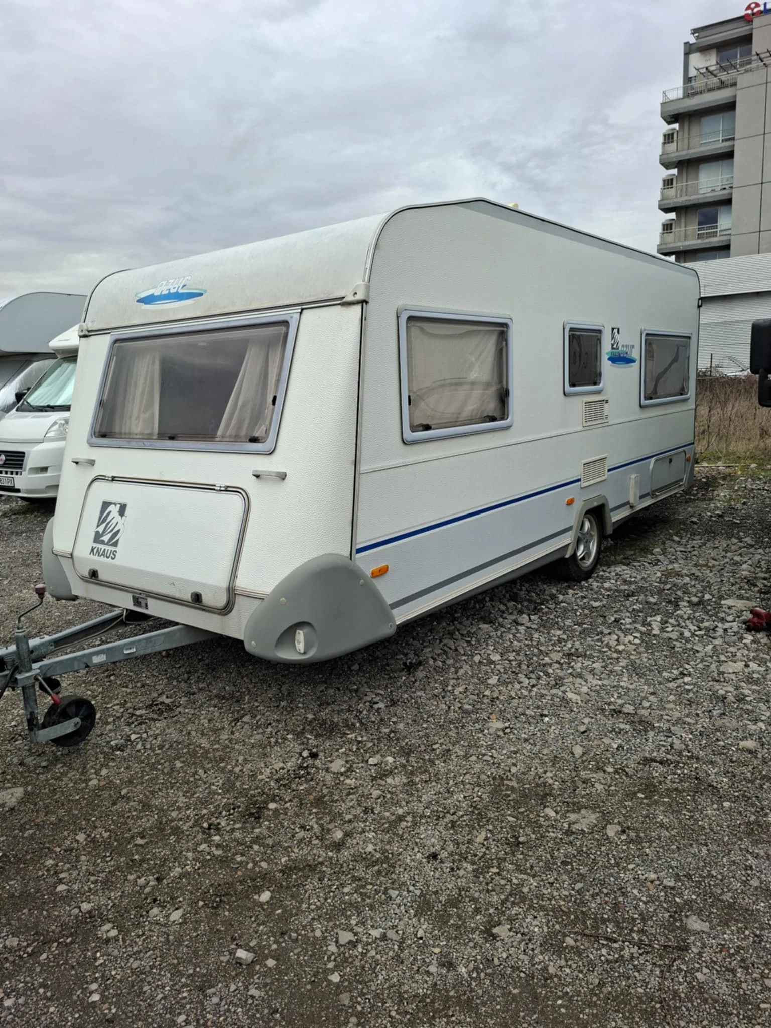 �������� Knaus AZUR | Mobile.bg � ����������� 1