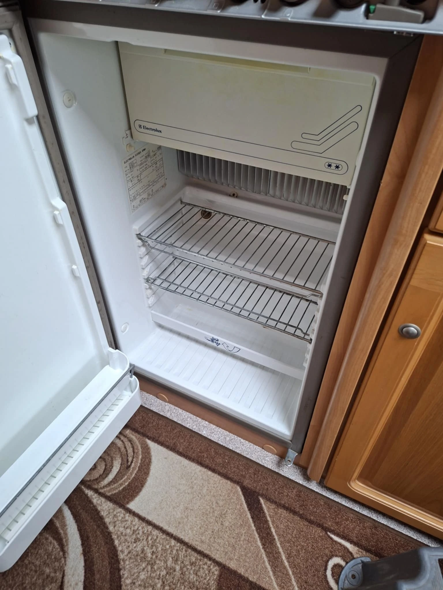 �������� Knaus AZUR | Mobile.bg � ����������� 11