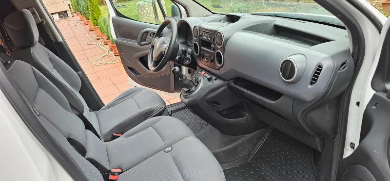 Citroen Berlingo 1.6HDI TURBO , снимка 13 - Автомобили и джипове - 47232573