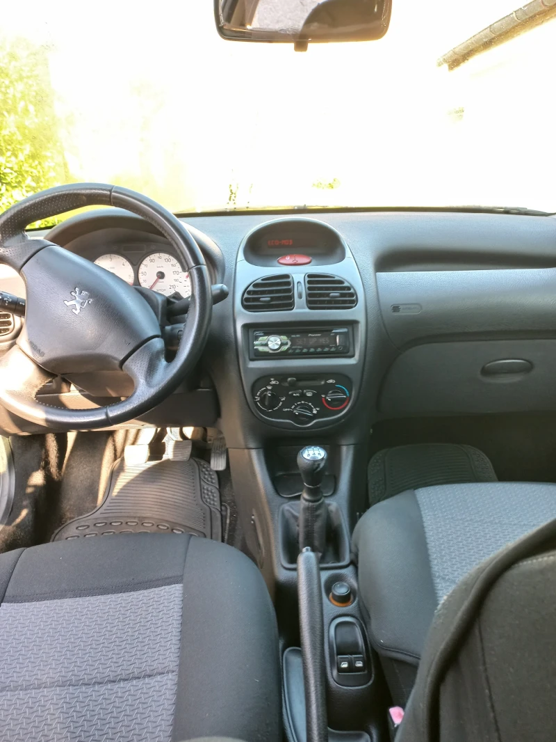 Peugeot 206 SW, снимка 6 - Автомобили и джипове - 47439937