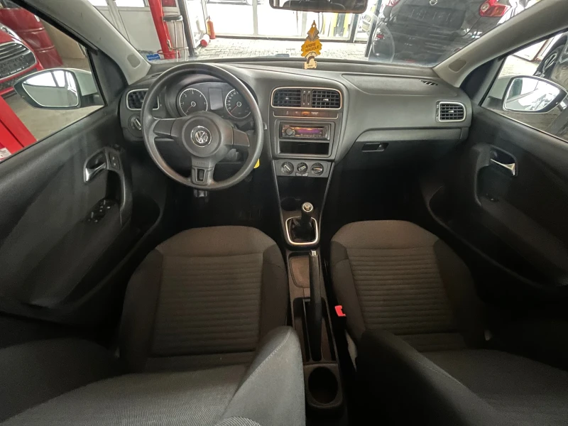 VW Polo 1.2TDI EVRO 5B подарък регистрация, снимка 8 - Автомобили и джипове - 48294630