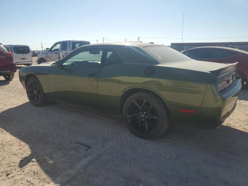 Dodge Challenger SXT, снимка 10 - Автомобили и джипове - 48562042