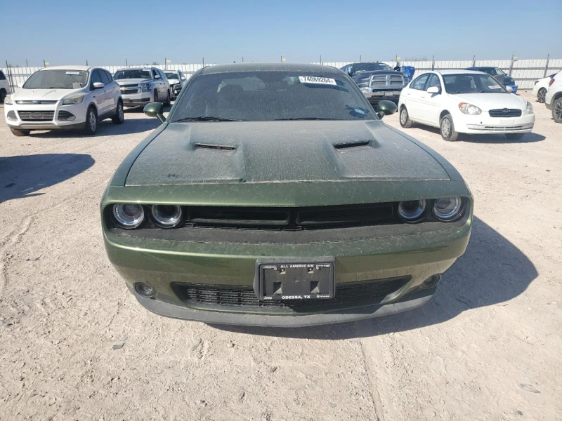 Dodge Challenger SXT, снимка 2 - Автомобили и джипове - 48562042