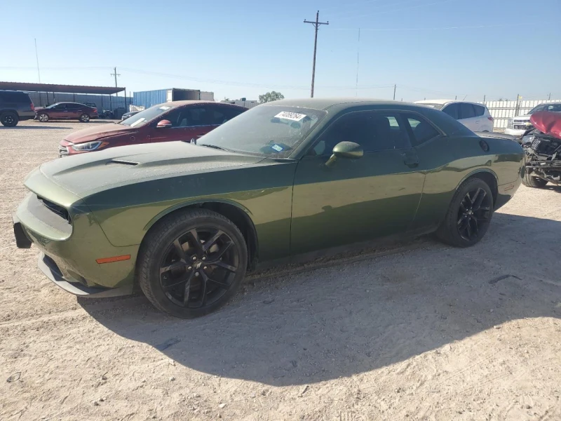 Dodge Challenger SXT, снимка 3 - Автомобили и джипове - 48562042