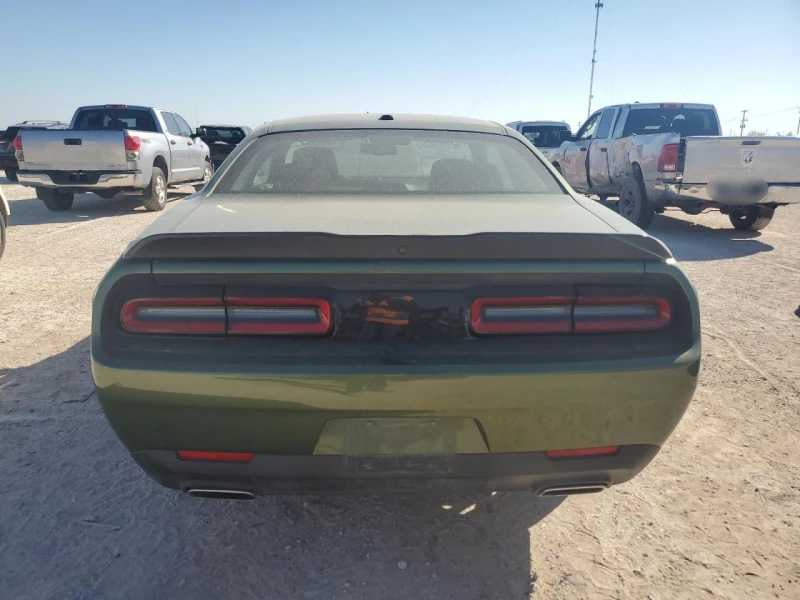 Dodge Challenger SXT, снимка 9 - Автомобили и джипове - 48562042