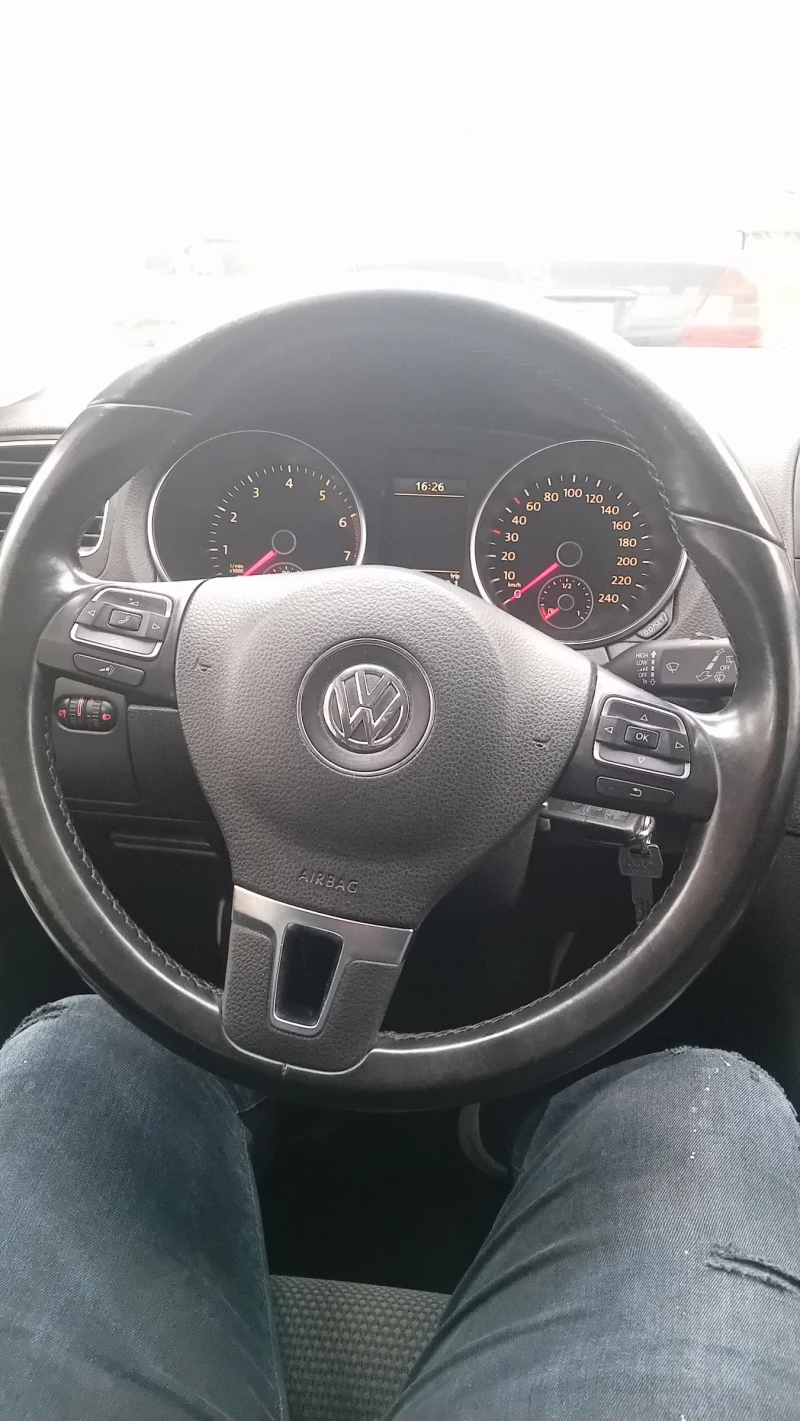 VW Golf 1.8 TURBO 160 кс, снимка 6 - Автомобили и джипове - 48622791