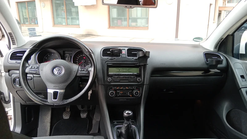 VW Golf 1.8 TURBO 160 кс, снимка 14 - Автомобили и джипове - 48622791